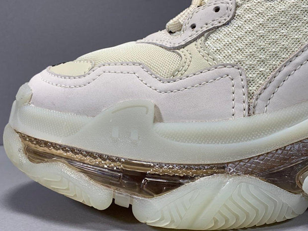 BALENCIAGA TRIPLE S SNEAKER