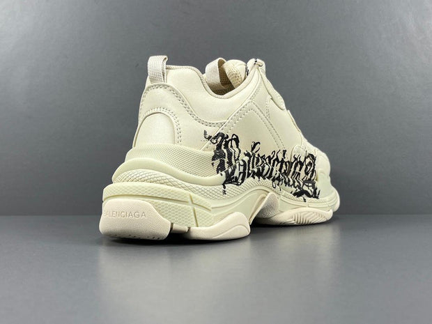 BALENCIAGA TRIPLE S SNEAKER