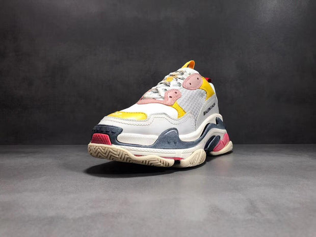 BALENCIAGA TRIPLE S SNEAKER