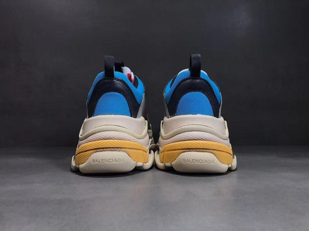 BALENCIAGA TRIPLE S SNEAKER