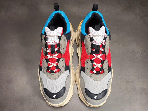BALENCIAGA TRIPLE S SNEAKER