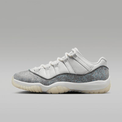 AIR JORDAN 11 RETRO "LNY"