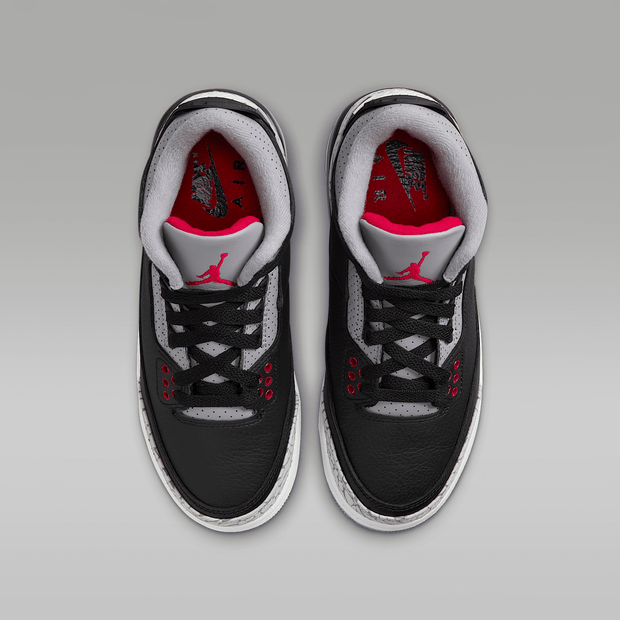 Air Jordan 3 Retro "Black Cement"