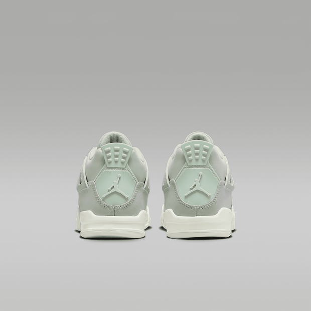 Jordan 4 Retro "Abundance"