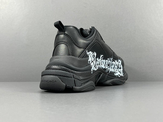 BALENCIAGA TRIPLE S SNEAKER