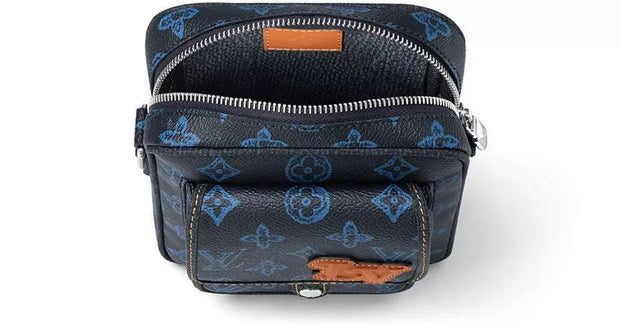 Louis Vuitton women NWT wearable christopher Shoulder Crossbody